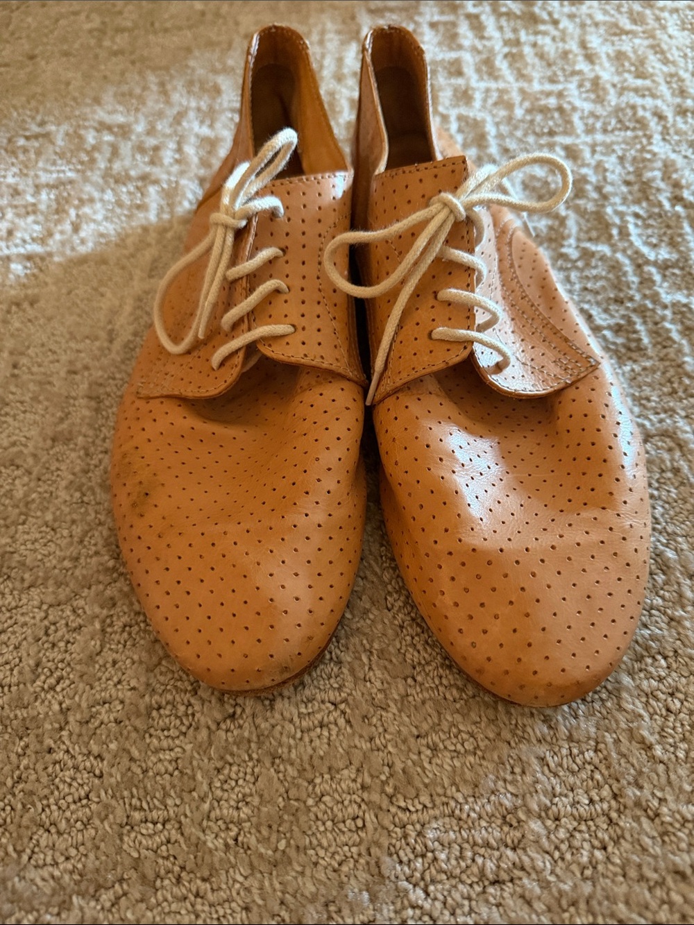 Women's Perforated salmon Lace-Up Flats